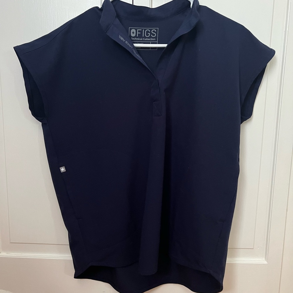 Figs Navy Rafaela Scrub Top